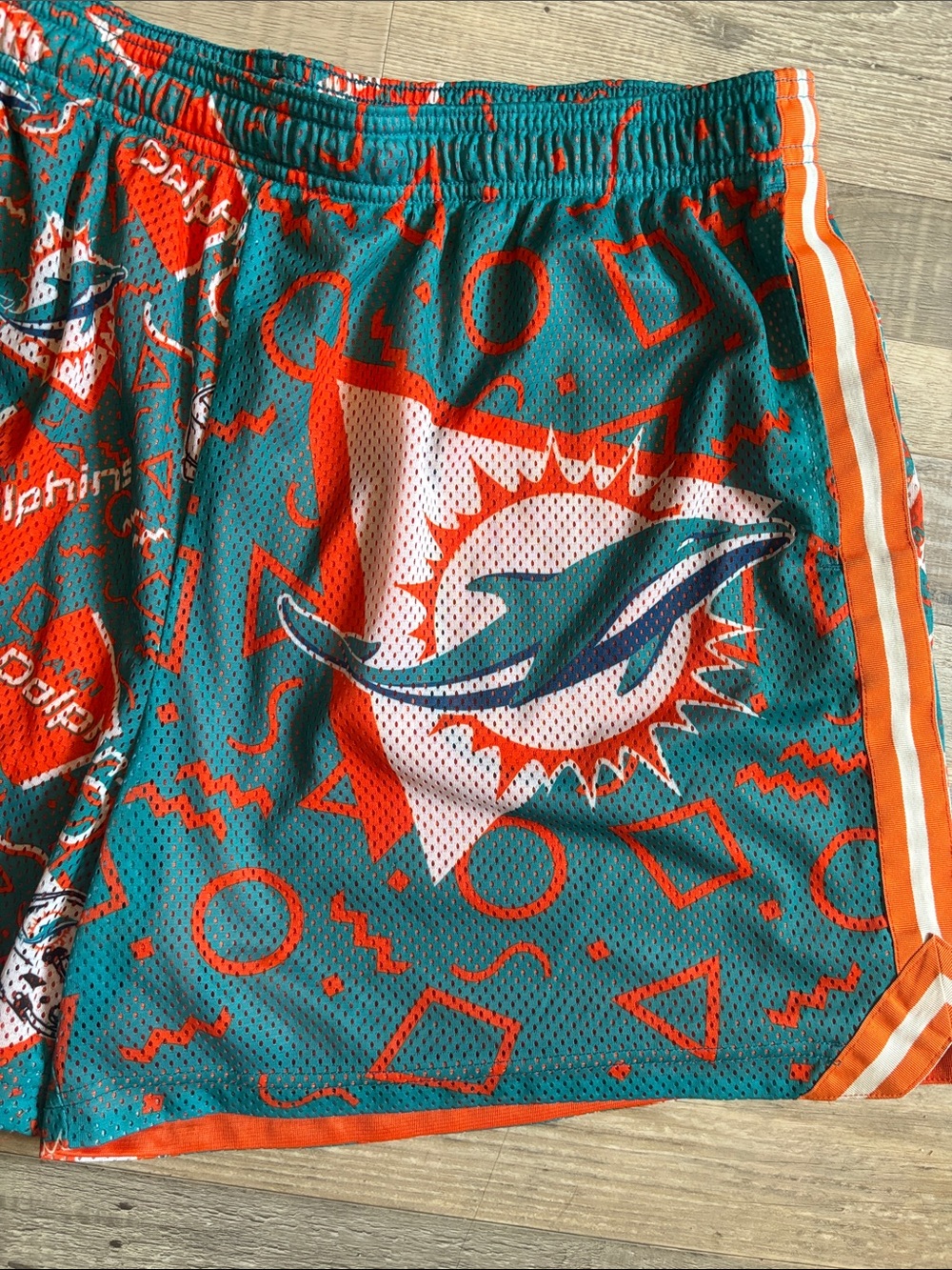 Chubbies XXL Miami Dolphins Men’s Teal & Orange Mesh Shorts